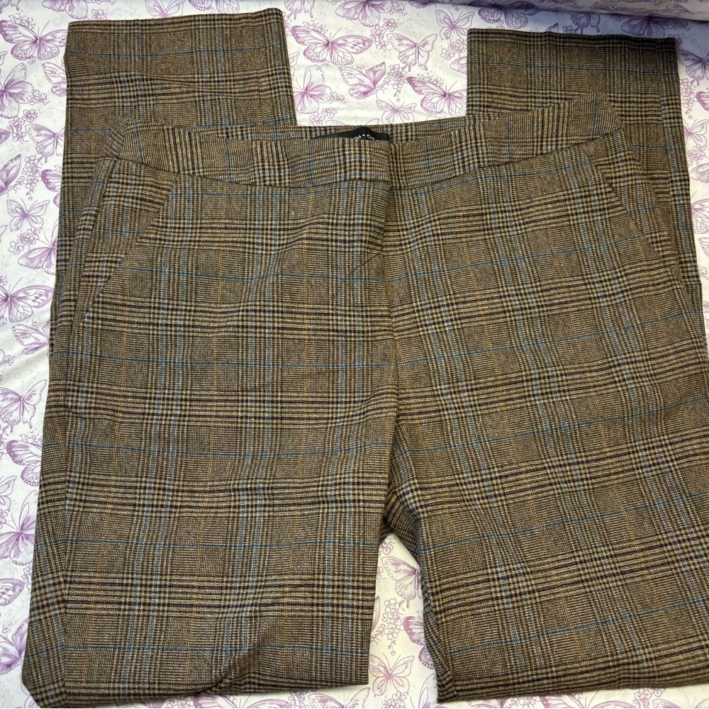 Amanda & Chelsea Women’s Tan Plaid Dress Pants